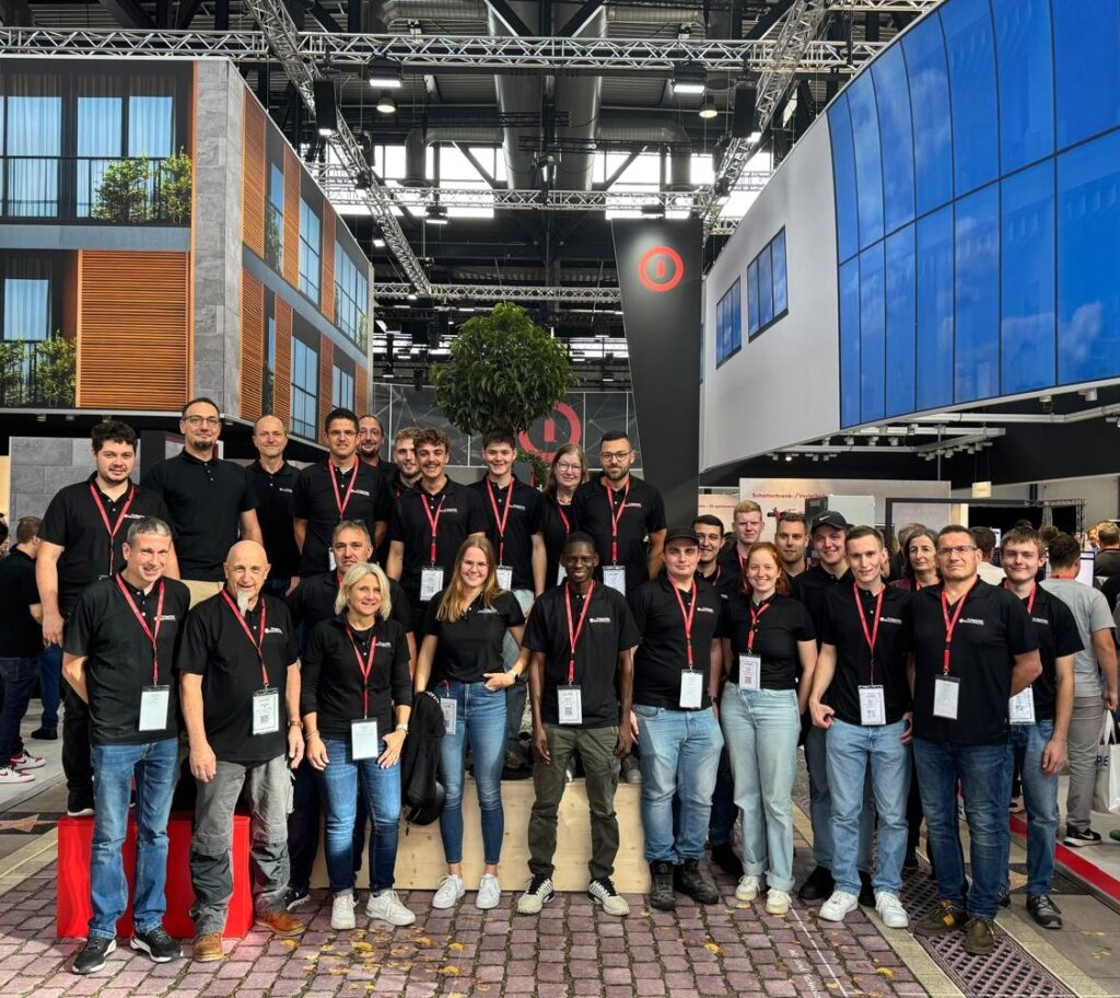 Dieses Bild hat ein leeres Alt-Attribut. Der Dateiname ist WhatsApp-Bild-2025-11-05-um-00.16.25_80945965-be-1024x912.jpg